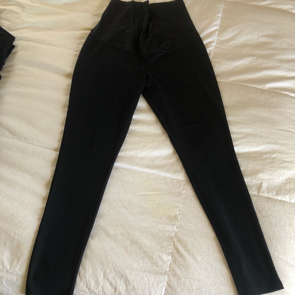 💗MATERNITY Black Knit Legging/Pants